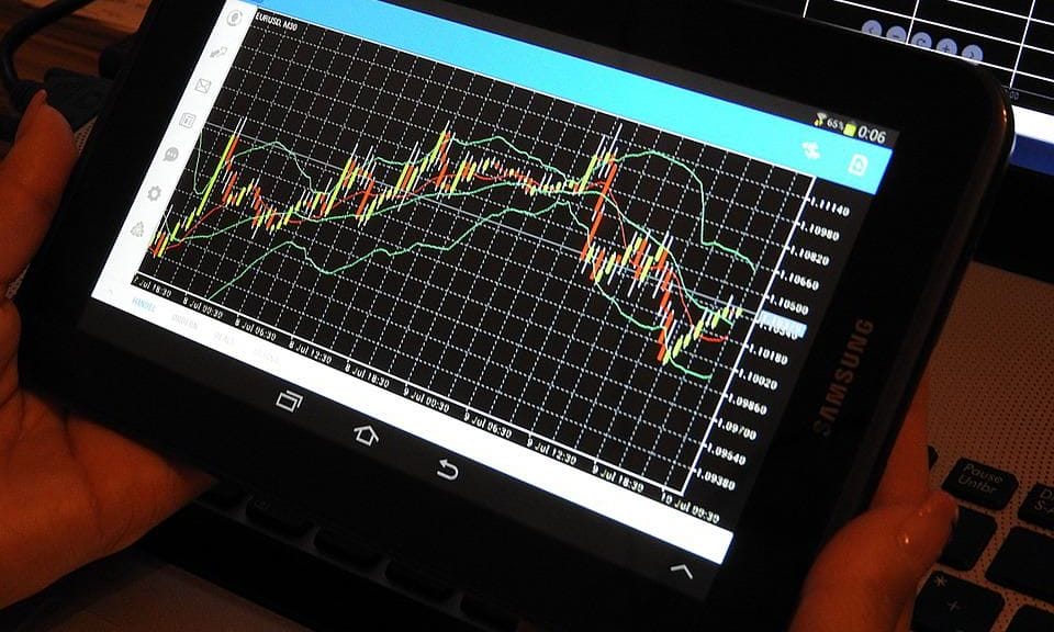 5 Things to Consider When Choosing a Mobile Solution for Your Facilities Management Operations